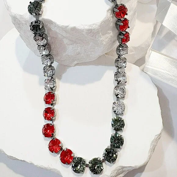 NWT "Winter Jewel" Collection Red Green White Crystal Tennis Cup Chain Necklace - Picture 2 of 5